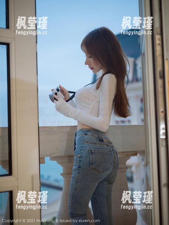 HuaYang花漾 - 揭开大作，最新娜露Selena毛衣，刚看了原图我就心想着：是不是得趁热打铁也来一套？