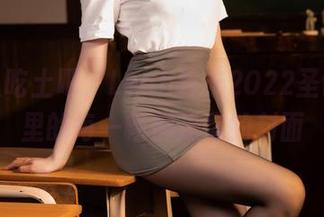让别人吃土吧，Leah梓未2022圣诞美图里的每一帧都是你的封面