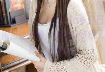 MiStar魅妍社 – Angela小热巴当厨娘？福利图包里的她，恍惚间好像又进入了另一个次元…