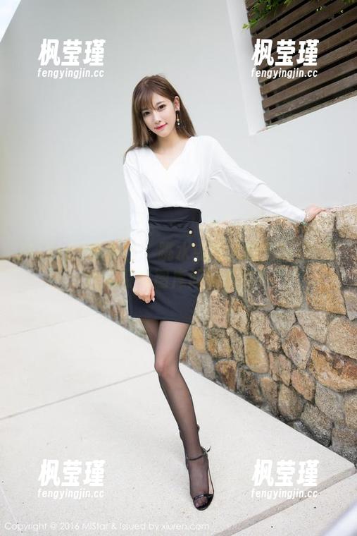 MiStar魅妍社-Miki兔 MiStar魅妍社 - 跳水或晒太阳?Miki兔在泳装与图库间的纠结!