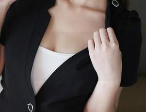 MyGirl美媛馆 – 泳池刘海掀起，王馨瑶的高清分享我可认真看