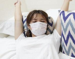 不花钱，ROSI免费的嫩学妹制服套图，没想到这小裙子居然如此吸引眼球！