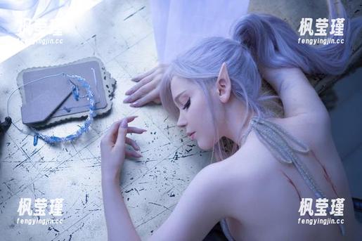 Sayathefox的作品里，眼镜诠释了什么叫颜值在线