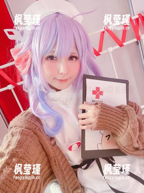 SayoMomo 当妆容遇见申鹤:SayoMomo的私拍合集真让我想咳嗽