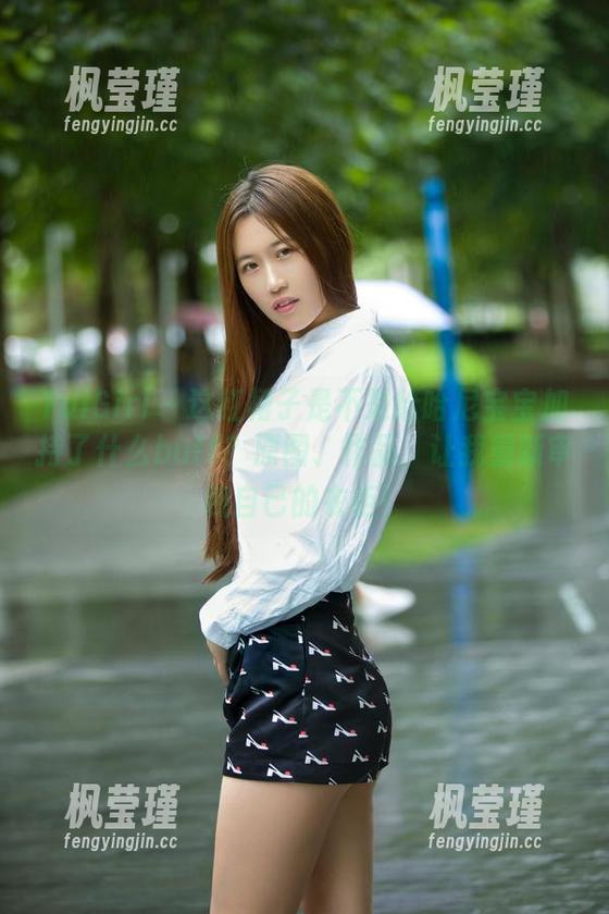 TuiGirl - 这红裙子是不是给哈尼宝宝加持了什么buff？原图、作品，让我重新审视自己的衣柜！