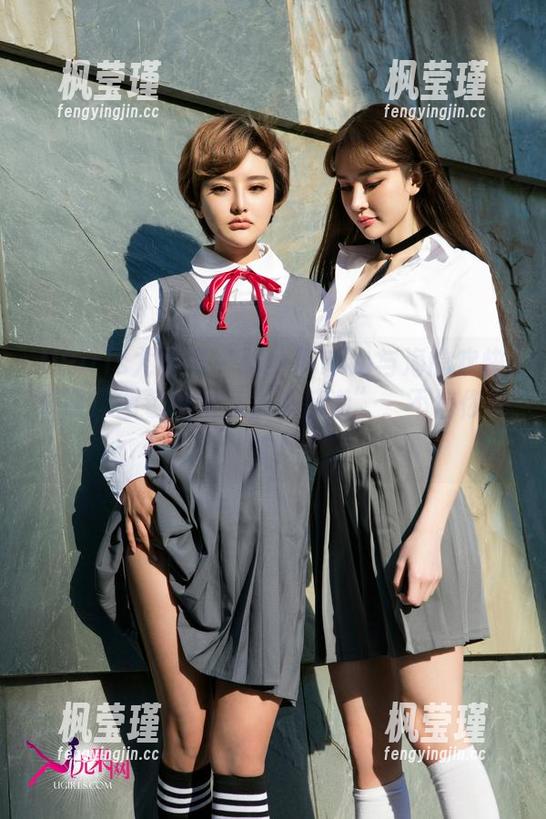 UGirls尤果网 - 张小西Ann与海的欢快对话：图包中的“水波荡漾”，不信你来查！