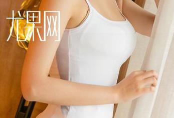 UGirls尤果网 – 网袜女神王瑞儿全集来啦！下载后，谁说不能当潮流教主？