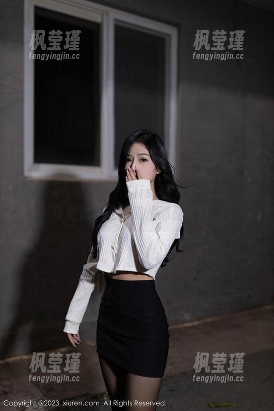 Xiuren秀人网 - Elise谭晓彤新作：一身皮衣，走到哪儿都是焦点！