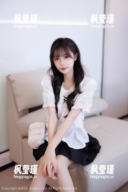 Xiuren秀人网 - 美图在手，下载MODEL伊若的裤里丝，我就放心了！