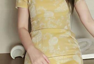 Xiuren秀人网 – 喂，我只是在关注原图中的何梦兮Stacy女孩的姿态，好吗？没什么别的意思！