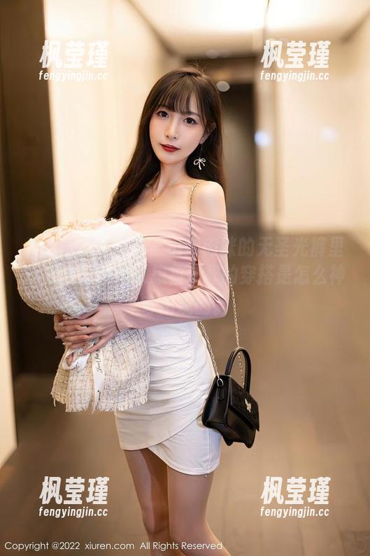 Xiuren秀人网-小肉肉咪 Xiuren秀人网 - 小肉肉咪的无圣光裤里丝集合,真难以想象这样的穿搭是怎么神奇出现的。