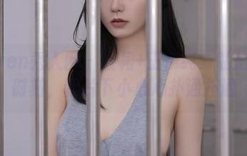 Xiuren秀人网 – 红裙+王伊纯：私拍惊艳时刻，图片下小心心扑通扑通