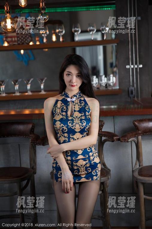 Xiuren秀人网 - 写真时间：糯美子Mini带你逛图库里的奇幻少女街