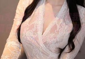 Xiuren秀人网 – 有没有人和我一样被黄歆苑的夏日美图吸引？她是不是有什么特别的魔力？