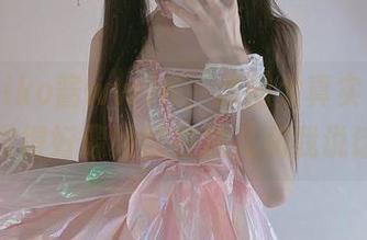 精选miko酱wwJK，原图太真实，让我觉得好像她就在这儿和我说话