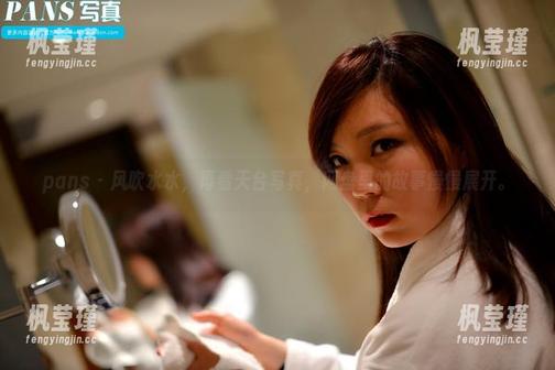 pans - 风吹水水，再看天台写真，网盘里的故事慢慢展开。