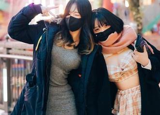 在线泳姿大比拼：yeeun孙乐乐的DJAWA游泳课，水中派对等你来！