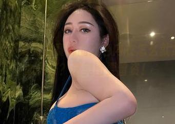 微密圈 – 不爱笑的赛琳的红色内衣怎么就成了我的心头好？这美图要留资！