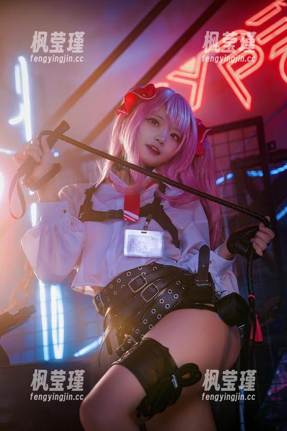 伊喵君_Nya最新力作，女仆风情还可以这么玩？