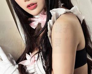 克拉女神 – 原图时刻：璇子的瑜伽姿势，为什么总觉得她快要“掉”了？