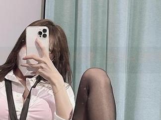 微密圈 – 兔宝妮to的自定义免费图集，自拍到让你想鼓掌的程度！