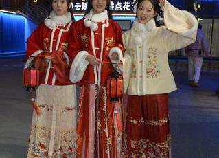初夏女神 – 一个图册，一位阳光女孩，环环教你如何在阳光下显得不那么晦暗！