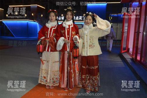 初夏女神 - 一个图册，一位阳光女孩，环环教你如何在阳光下显得不那么晦暗！
