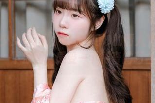 体操服少女+可可小白兔=绝妙的情人节礼物！观看一下原图，感受一下稀奇的巧合吧！