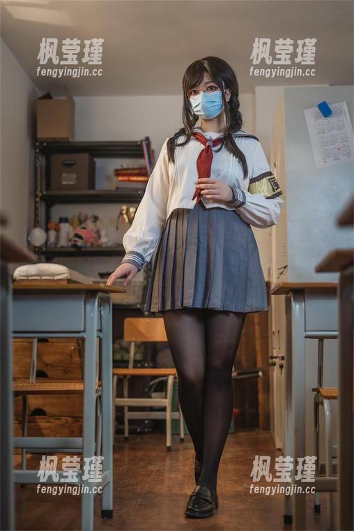 啊日日_Ganlory这波肉色糜烂，更新又来了！拍完倒腾一圈，自己也觉得要清理一下眼睛。