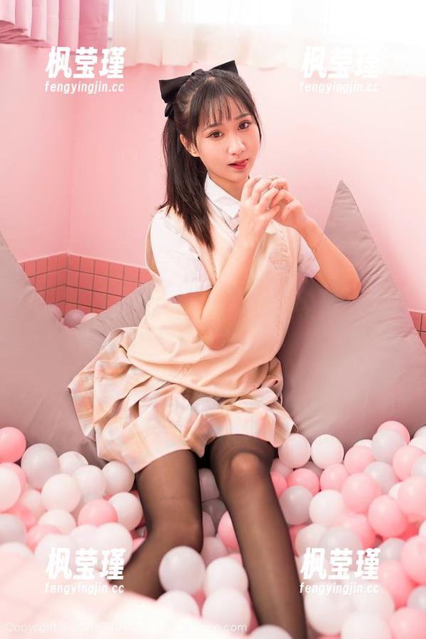 嗲囡囡 - 下载冯木木的黑白作品，你的硬盘不会后悔的！