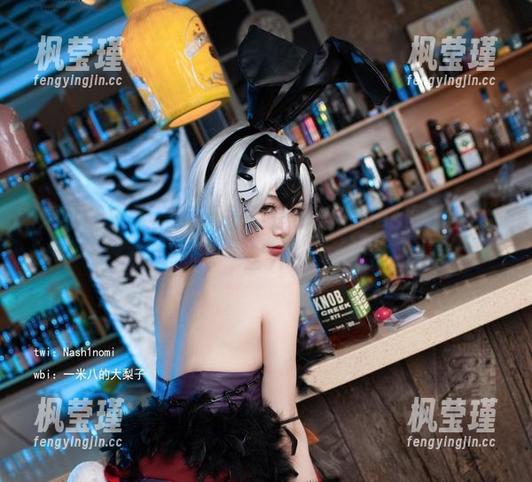 婚纱梦中人，大梨子不是御姐的cos图册火力全开