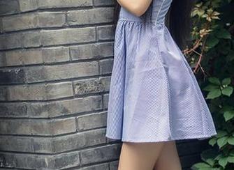 头条女神 – 小姐姐莫晓希的旗袍图片，分享给大家都得说一声真好看！