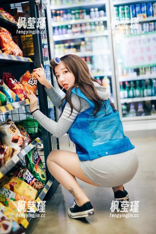 “别问我为啥穿着牛衣服，不是欢度韩农节！”孙乐乐(손예은)的奶牛写真，个个都想追随！