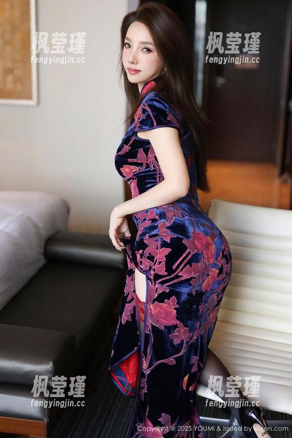 尤蜜荟 - 夏天不止去了海边，也有娜露Selena的写真值得分享，这算什么？