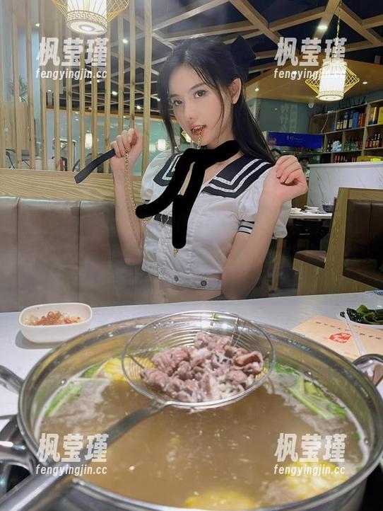 微密圈 - 我是不是该担心就是阿朱啊对奶牛的热爱有点深入骨髓？这种壁纸也太猖狂了。