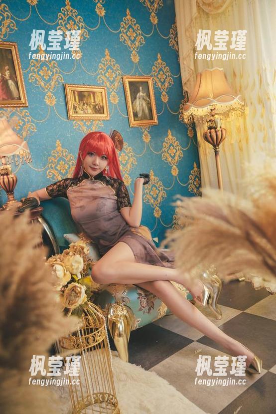 希希_啾 看希希_啾在热天午后的写真,忽然觉得自己好羡慕这份无所事事的态度。