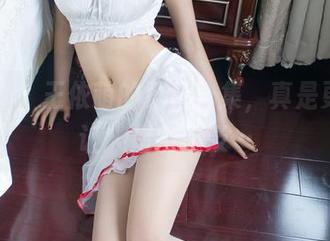 推女郎 – 王依萌的夏日合集，真是更新得让人措手不及…