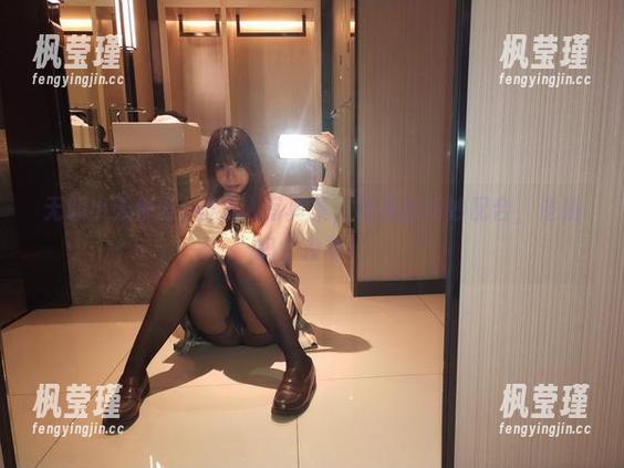 无颜小天使wy的双人写真集，精选的巧妙配合，逻辑吗？没有！