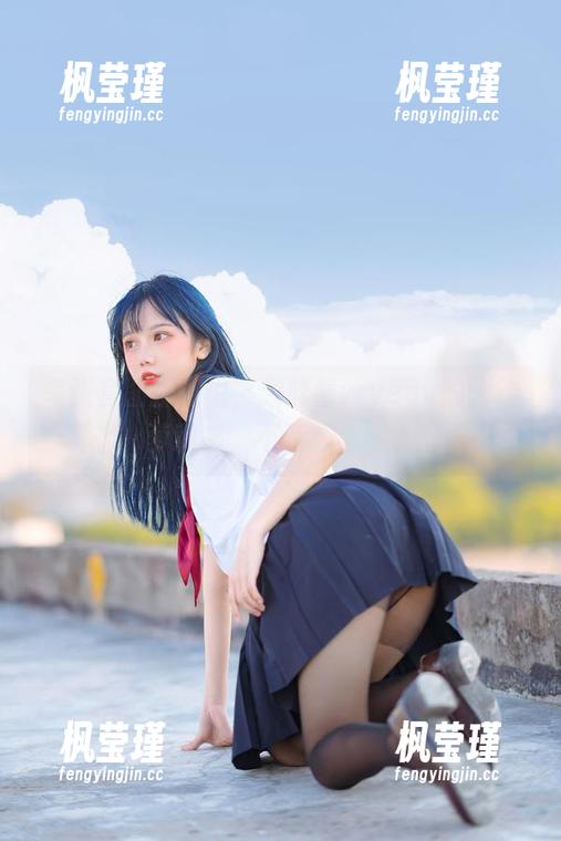 每张套图都在说，果咩酱wyeav的海边萝莉感，不走心怎能？