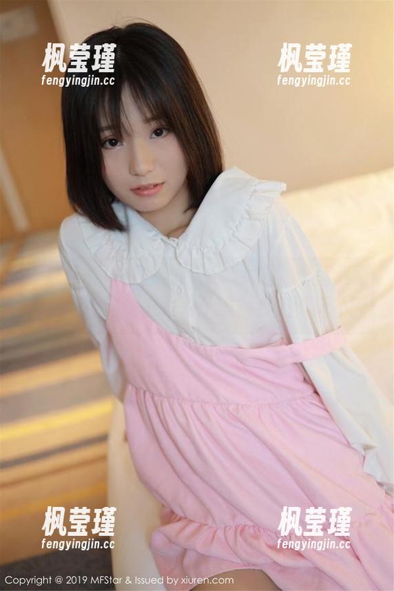 模范学院 - 徐微微mia“女友”作品集再度更新，这到底是为了谁？我还真猜不到