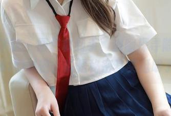 模范学院 – 图包拿到手，幽幽探寻陈小诺Niki的秘密，说是秘密其实挺明了？