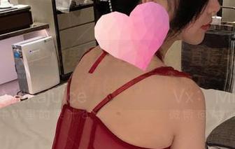 微密圈 – 牛奶里的果汁穿上死库水，直接跳进高清壁纸里，太有创意了，哈哈！