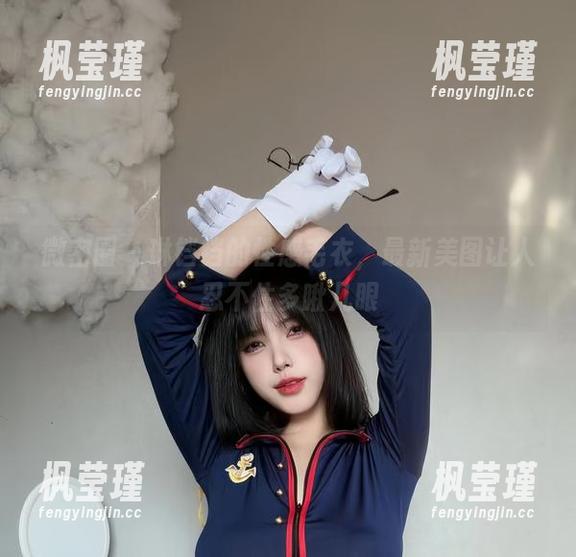 琳铛铛 微密圈 - 琳铛铛的性感毛衣,最新美图让人忍不住多瞅几眼
