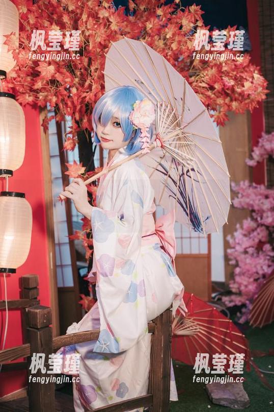 神沢永莉最新图集：前开卫衣的神奇包装，黑丝的骚动无处不在！