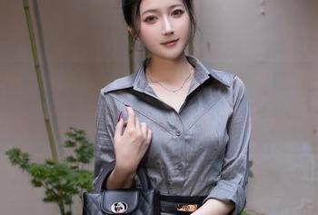 秀人网 – sophie余冰高清图包，穿入套装的冰封时刻！就问你要不要来一套？