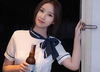 秀人网 – 唐安诺的女友合集，谁还不是个小迷弟呢