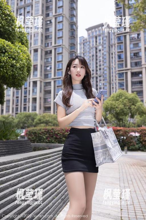秀人网-黄乐然 秀人网 - 黄乐然的短裙集:谁能拒绝这样的诱惑?来下载吧!