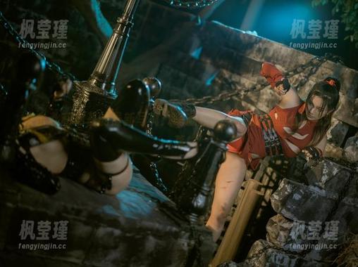 秋和柯基 直击秋和柯基的最新写真:嗨翻技能,在粉色里上演意外一幕!