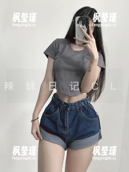 微密圈 - 粉色的猪陈佩奇的女神图册——每张作品都像是女神的日常，只不过是我的日常看起来没那么优雅。