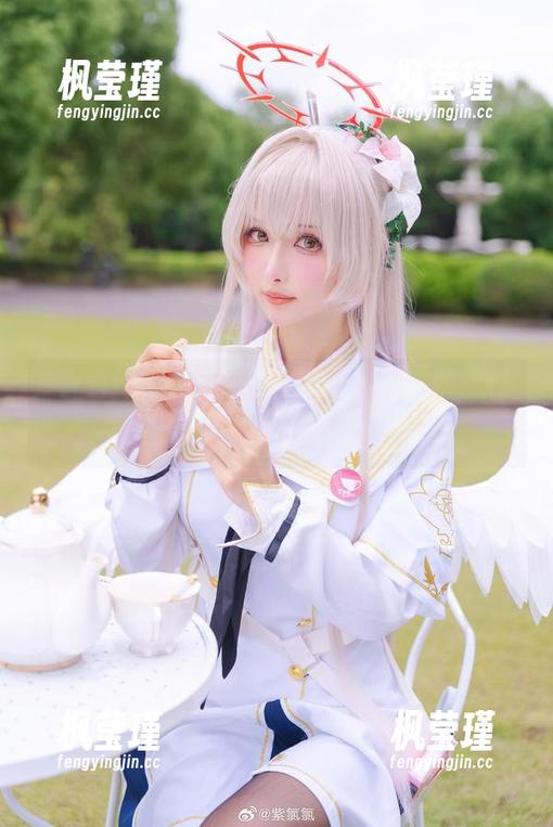 集合啦！紫氯氯的经典更新，莱莎琳·斯托特合集，那个姿势我想多看几眼！